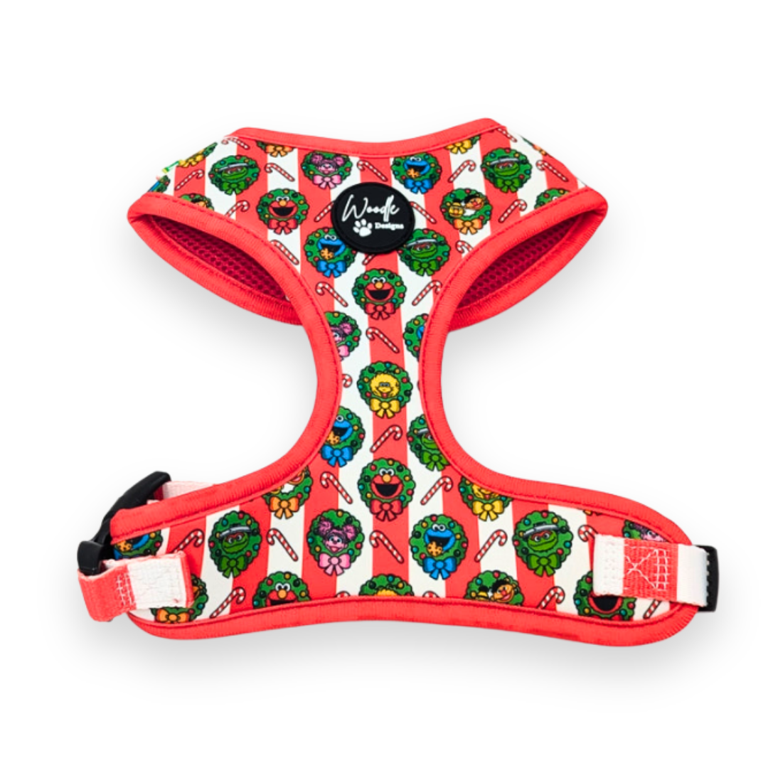 Woodle x Sesame Street Christmas Harness.