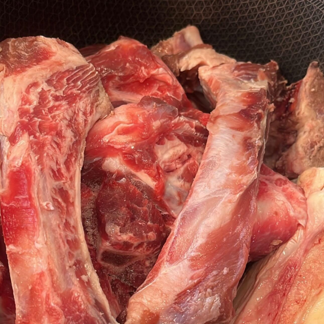 Raw meaty bones for bone broth for dogs.